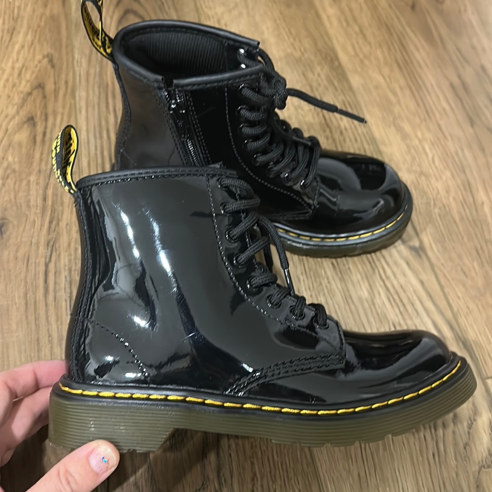 Dr. Martens 1460 original kids size 1 US